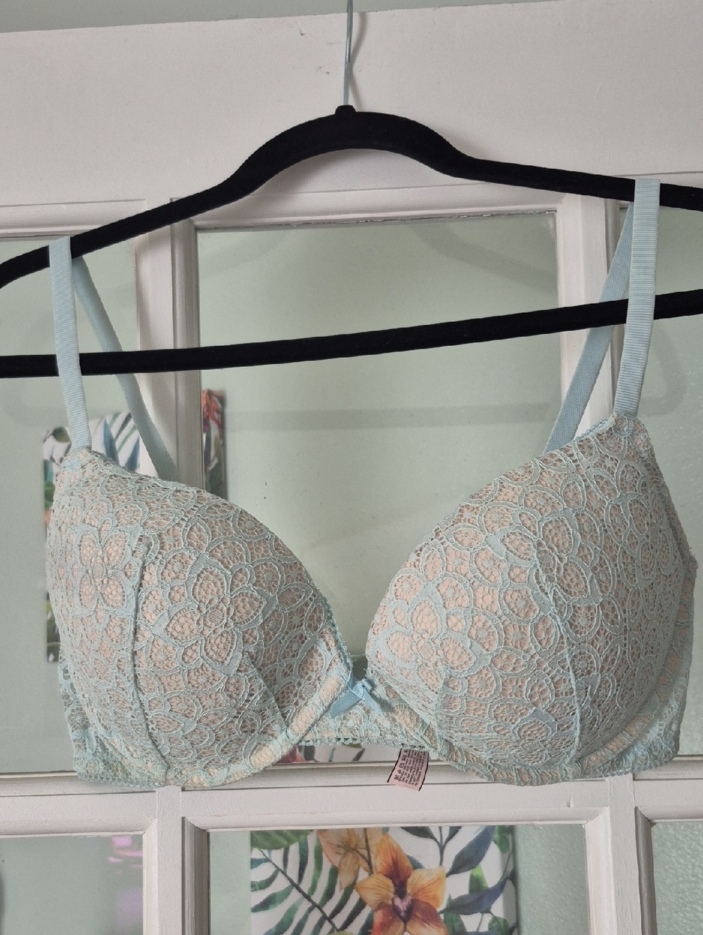 Victoria's Secret Light Blue Lace Push-Up Bra with Nude Lining